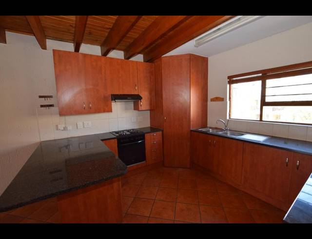 2 BEDROOM PROPERTY TO RENT IN PAULSHOF